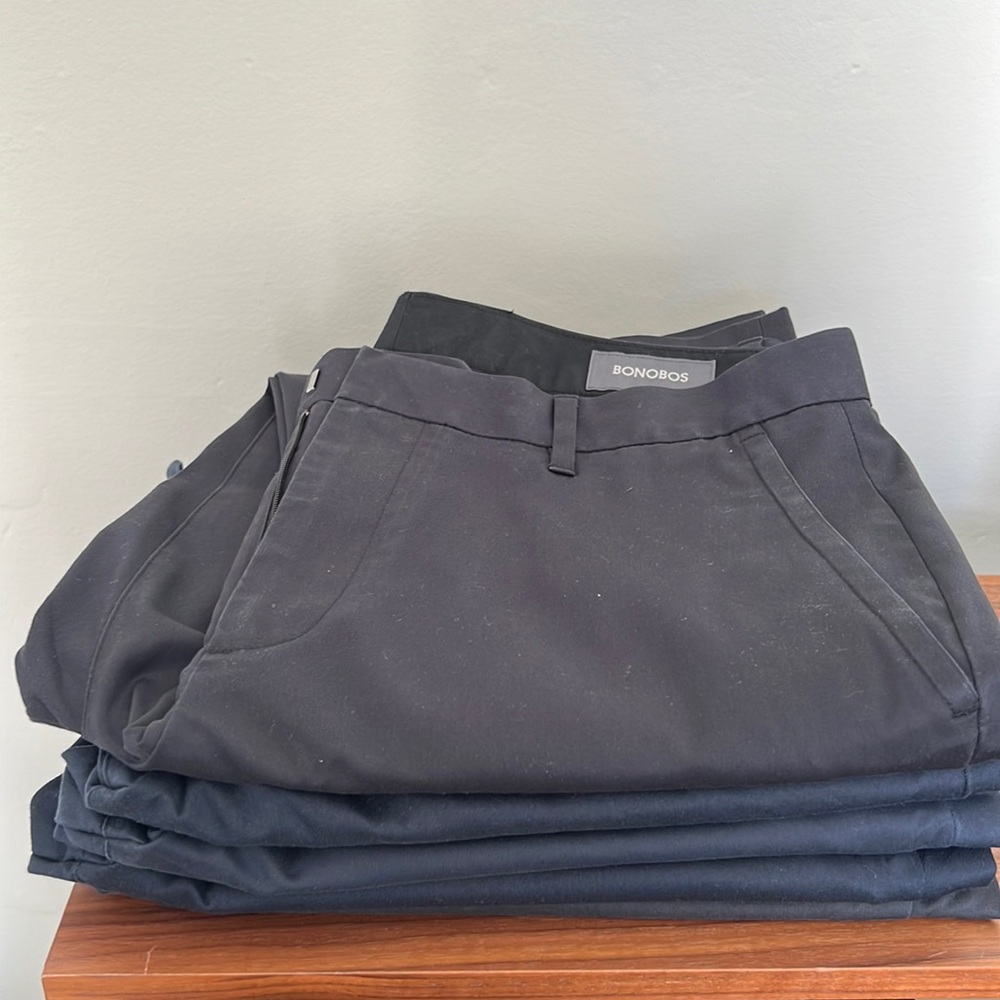 Men’s dress pants (Monday and Tuesday) in size 32